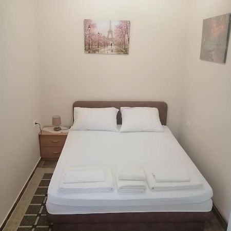 קוטור Apartman Petovic מראה חיצוני תמונה