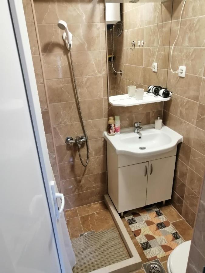 קוטור Apartman Petovic מראה חיצוני תמונה